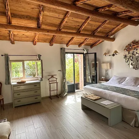 Ambassador Palombaggia فندق