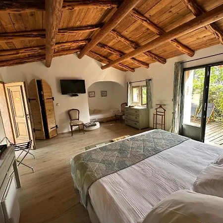 Ambassador Palombaggia فندق 4*