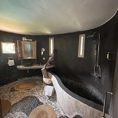 فندق Ambassador Palombaggia بورتو فيكشْيو