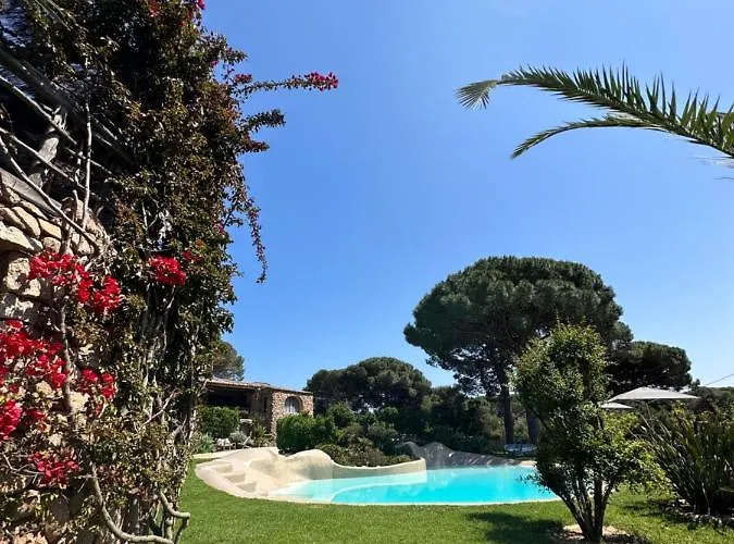 Hotel Ambassador Palombaggia 4*