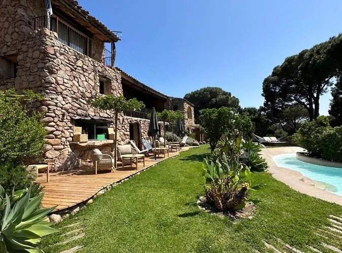 Hotel Ambassador Palombaggia 4*