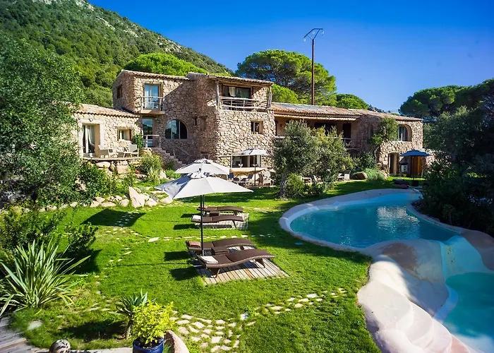 Hotel Ambassador Palombaggia 4*